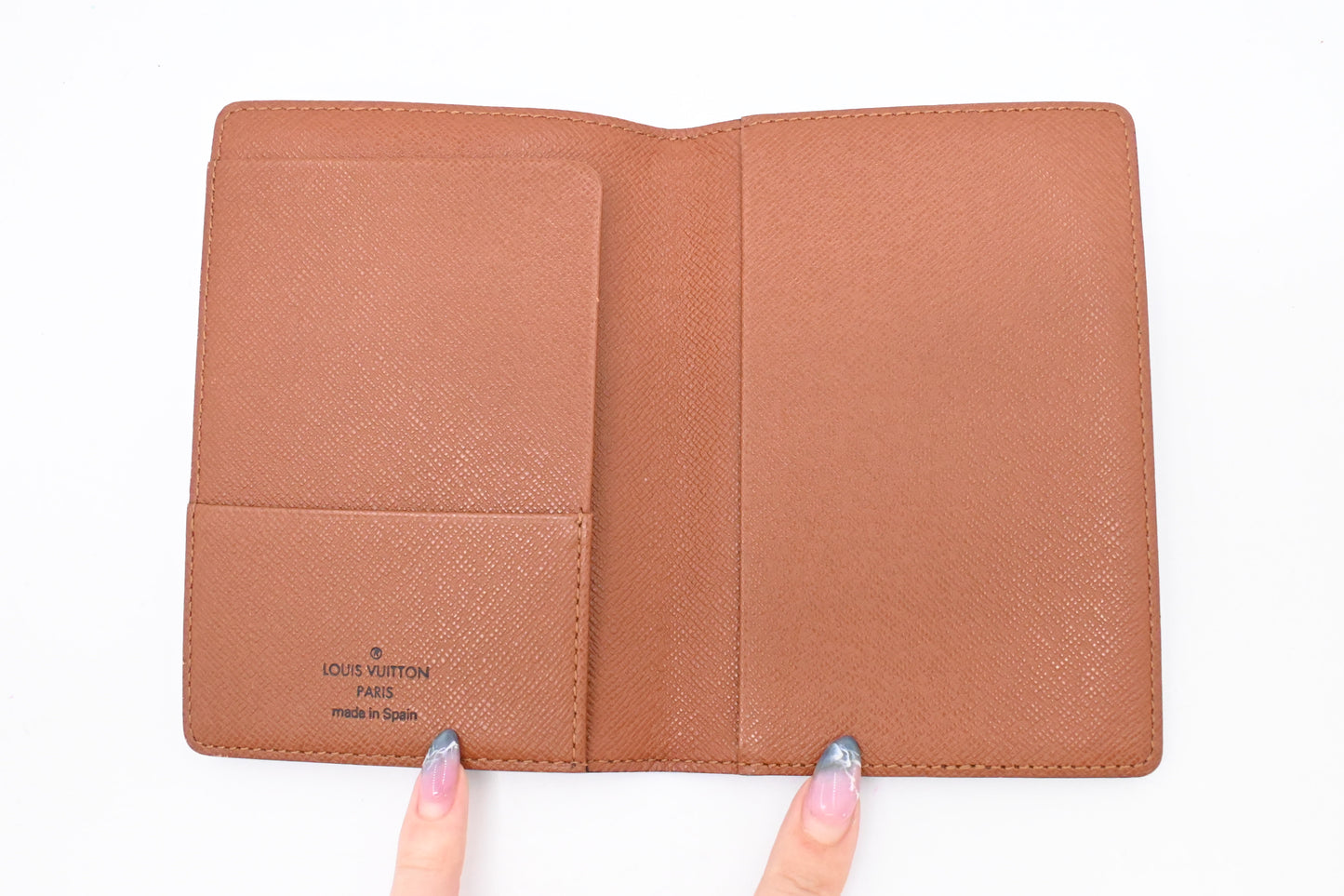 Louis Vuitton Passport Case in Monogram Canvas