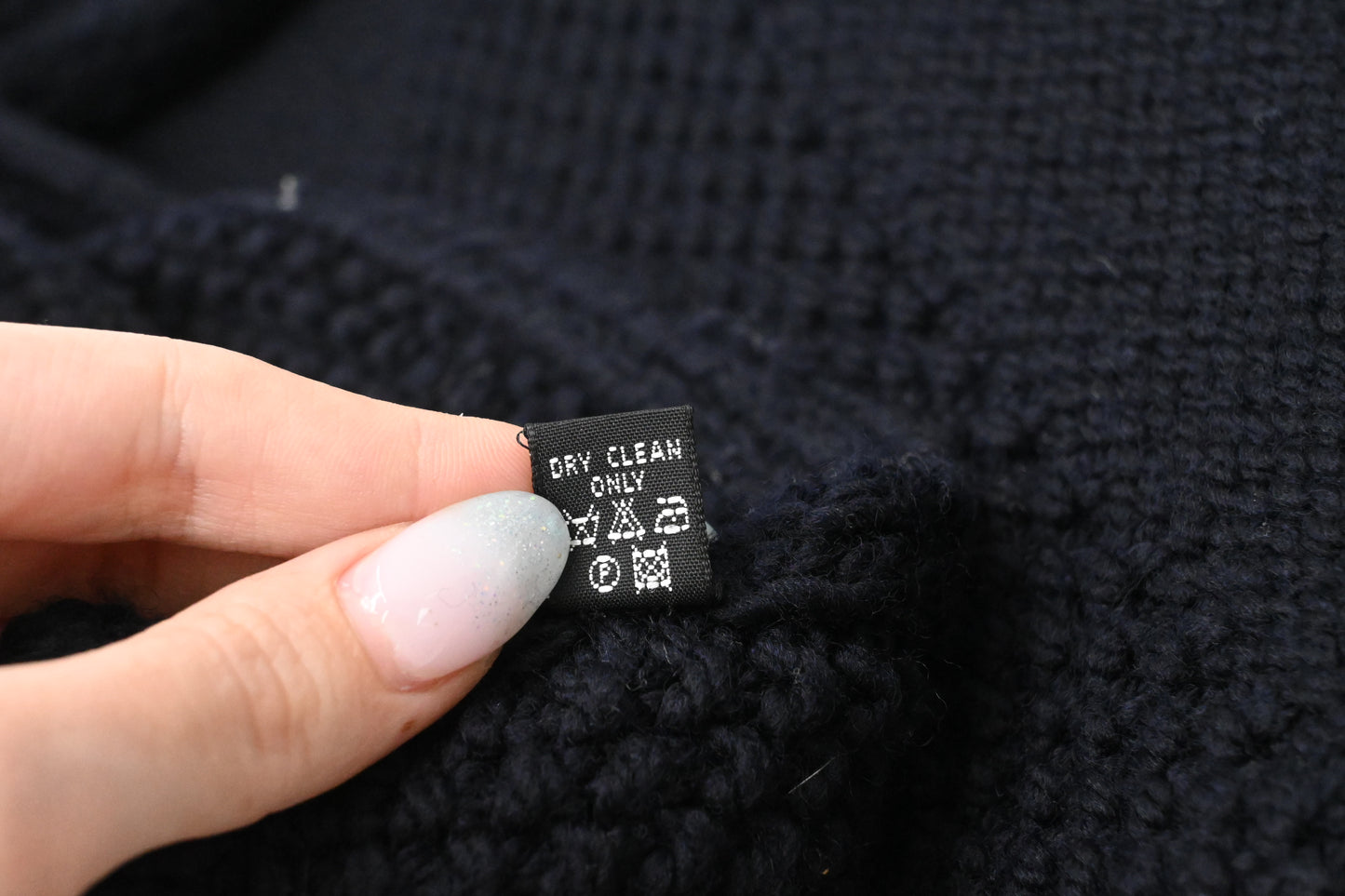 Chanel Scarf in Navy Blue Wool