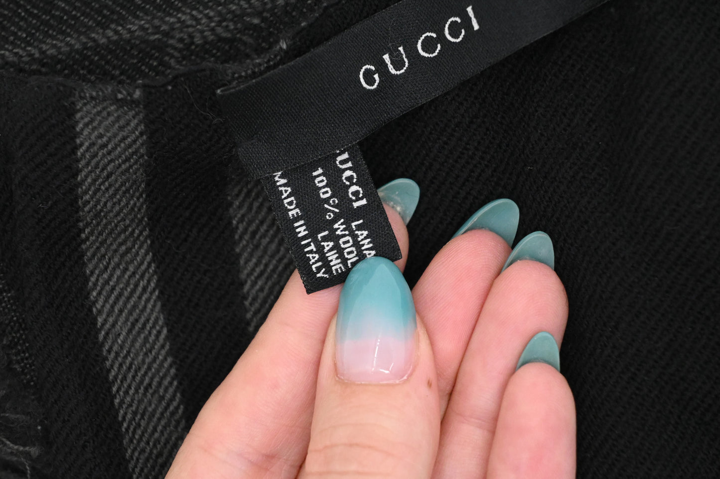 Gucci Shawl in Gray Wool and Silk