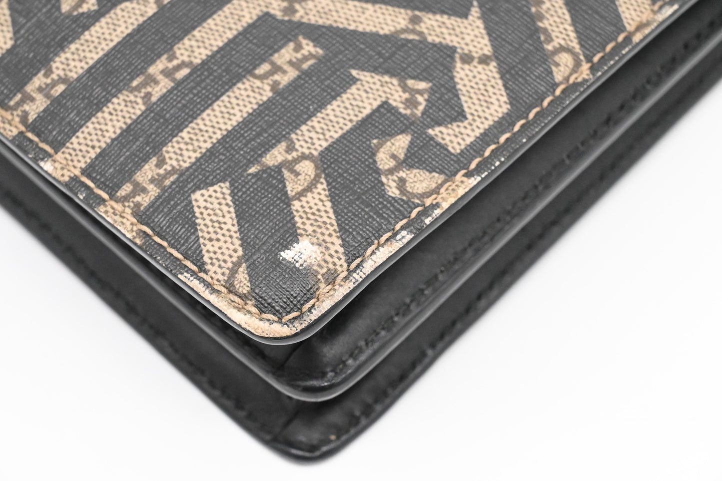Gucci Bee Clutch in GG Supreme Canvas