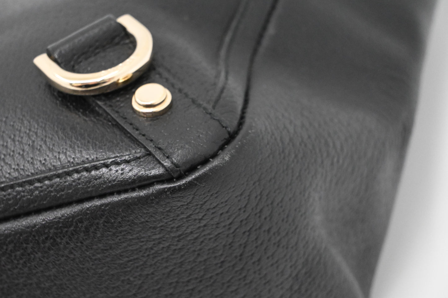 Gucci Handbag in Black Leather
