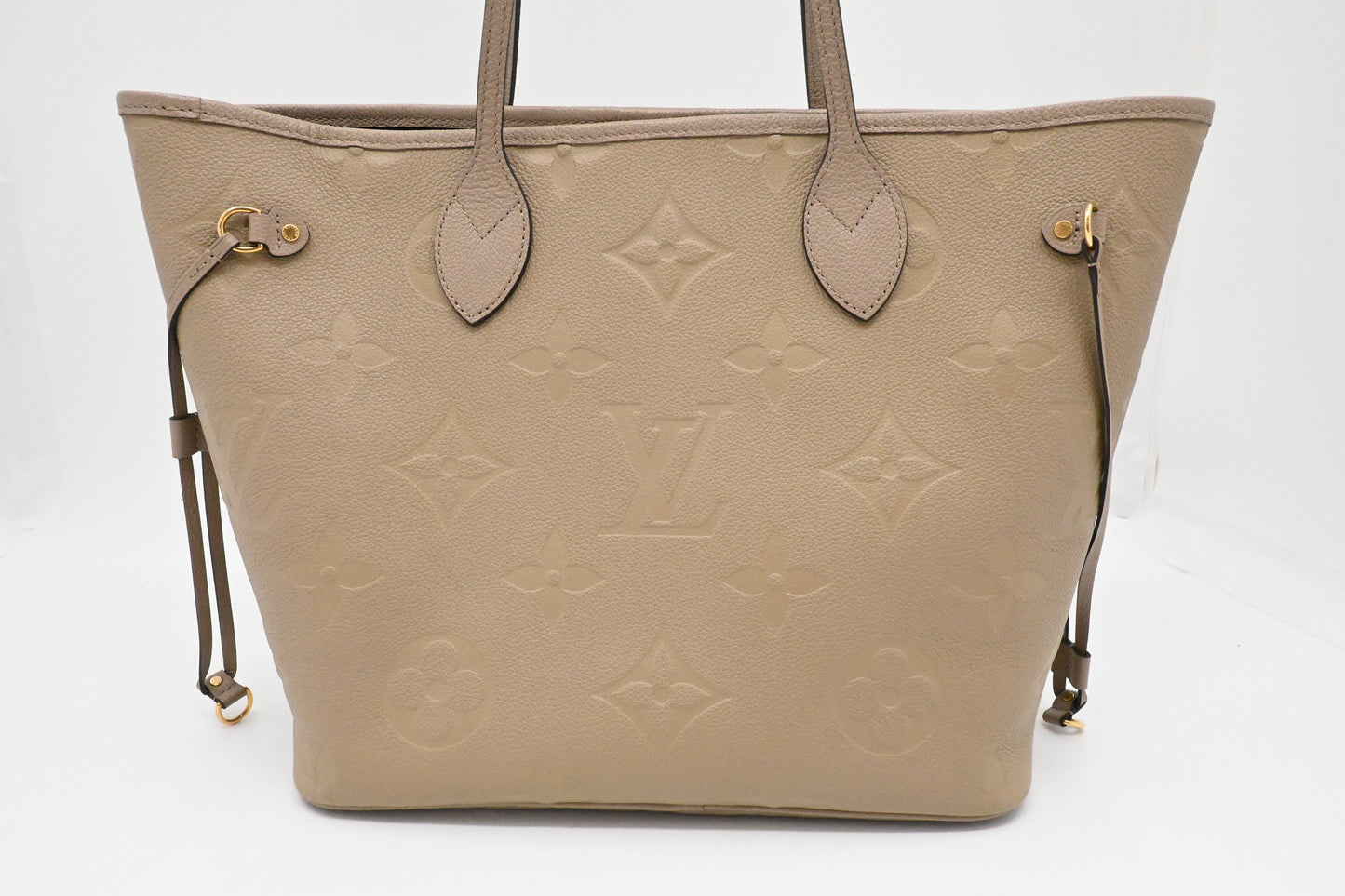 Louis Vuitton Neverfull MM in Turtledove Empreinte Leather