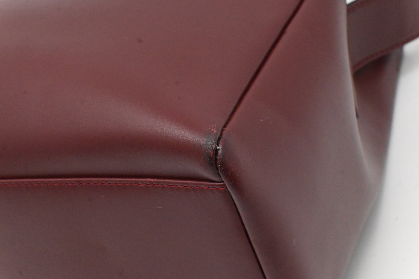 Cartier Shoulder Bag in Red Burgundy Leather