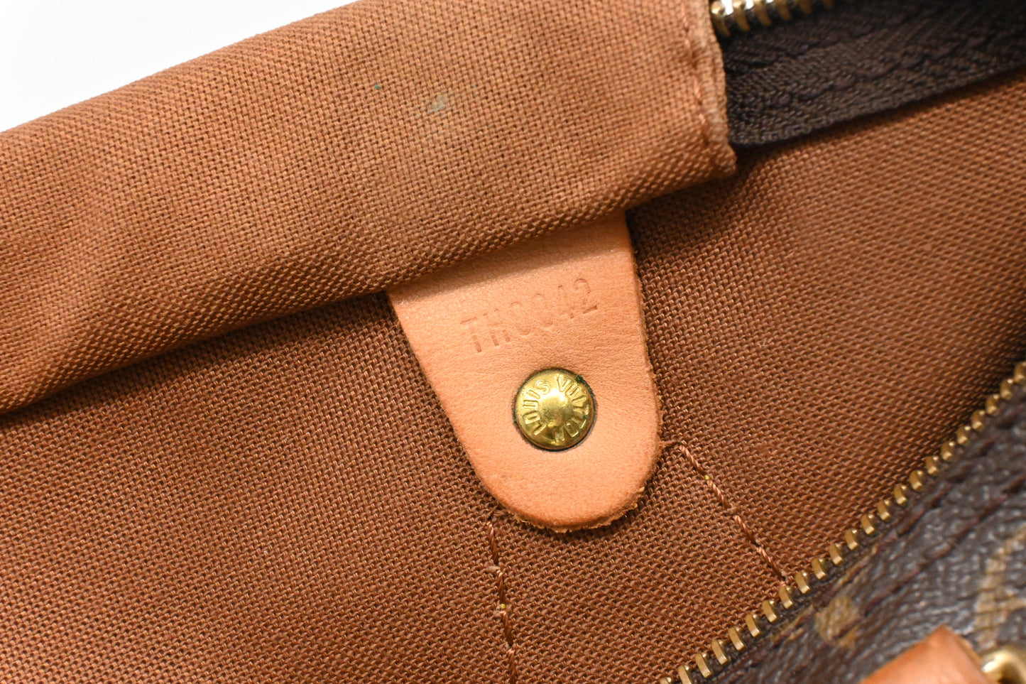 Louis Vuitton Speedy 30 in Monogram Canvas