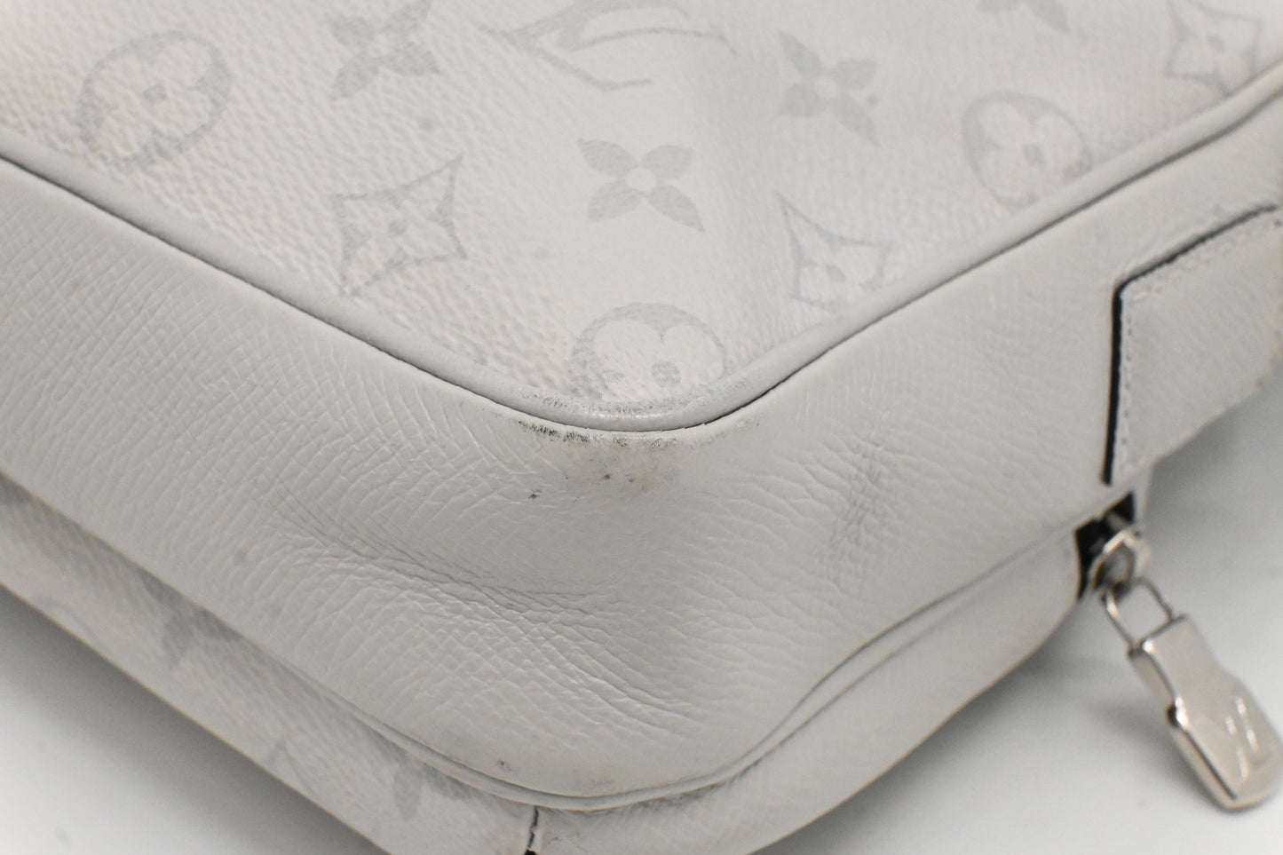 Louis Vuitton Outdoor Messenger Taigarama in Antarctica Monogram Canvas