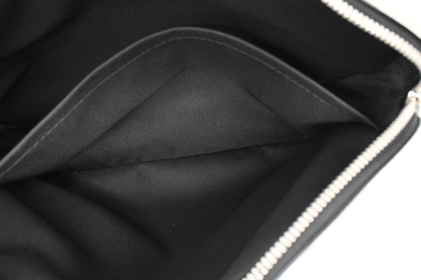 Louis Vuitton Outdoor Messenger Taigarama in Antarctica Monogram Canvas