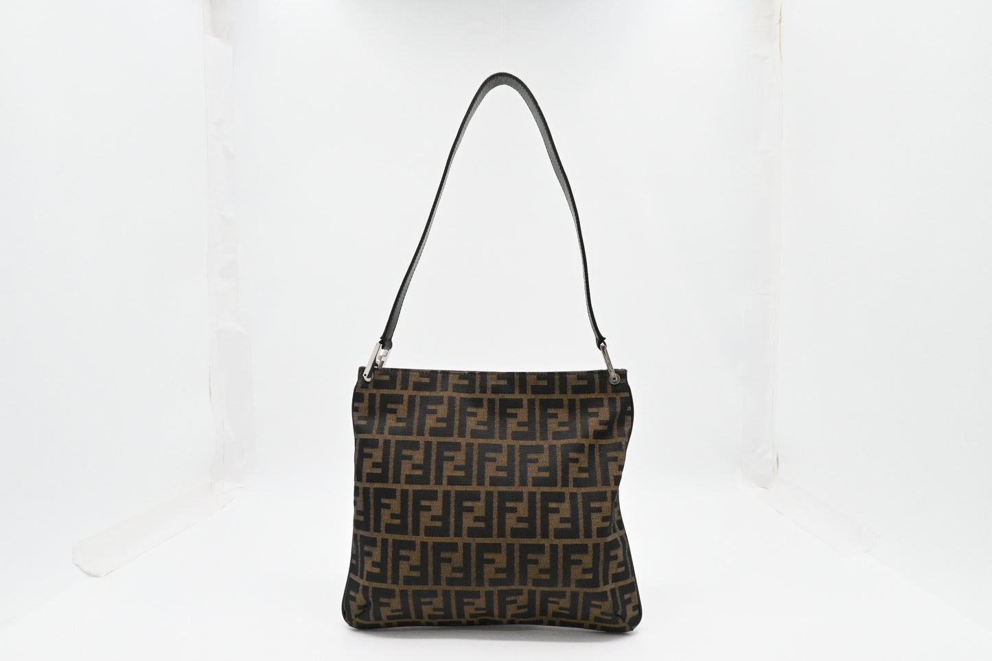 Fendi Shoulder Bag in Zucca Canvas