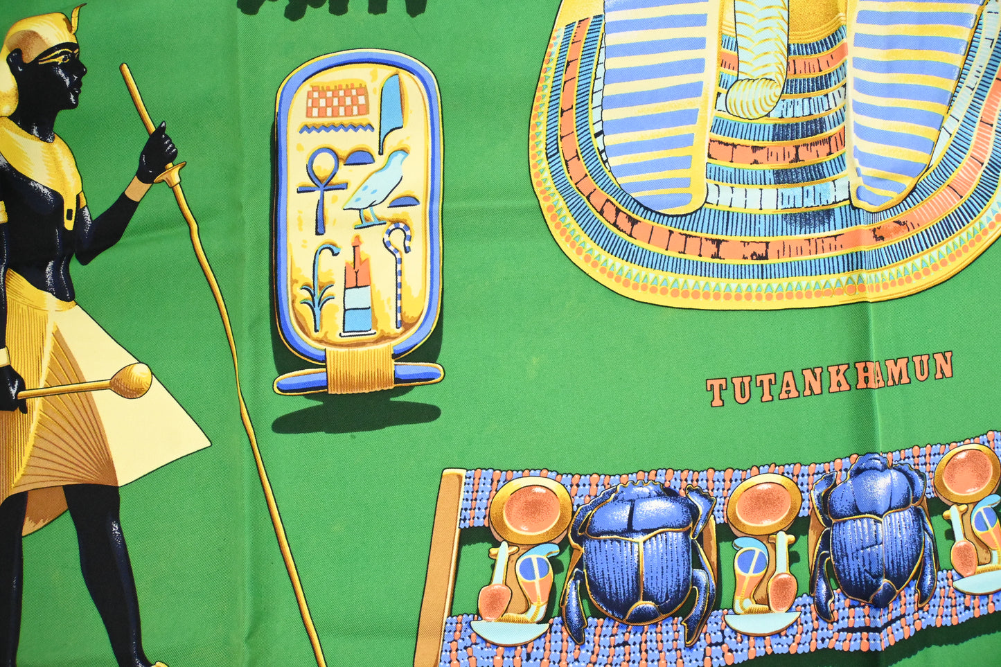 Hermes 'Tutankhamen' Carre 90 in Green Silk