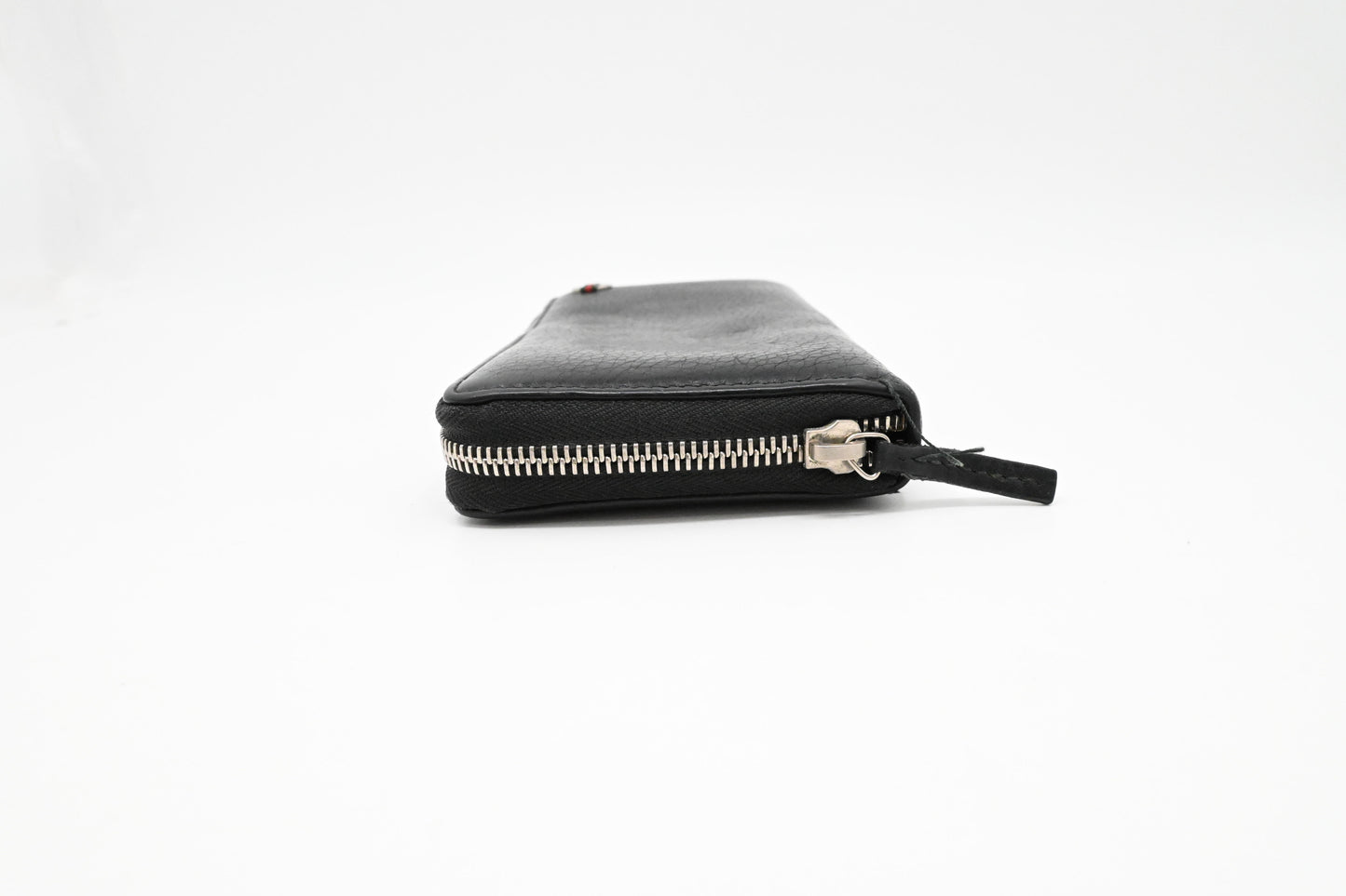 Gucci Long Zippy Wallet in Black Leather