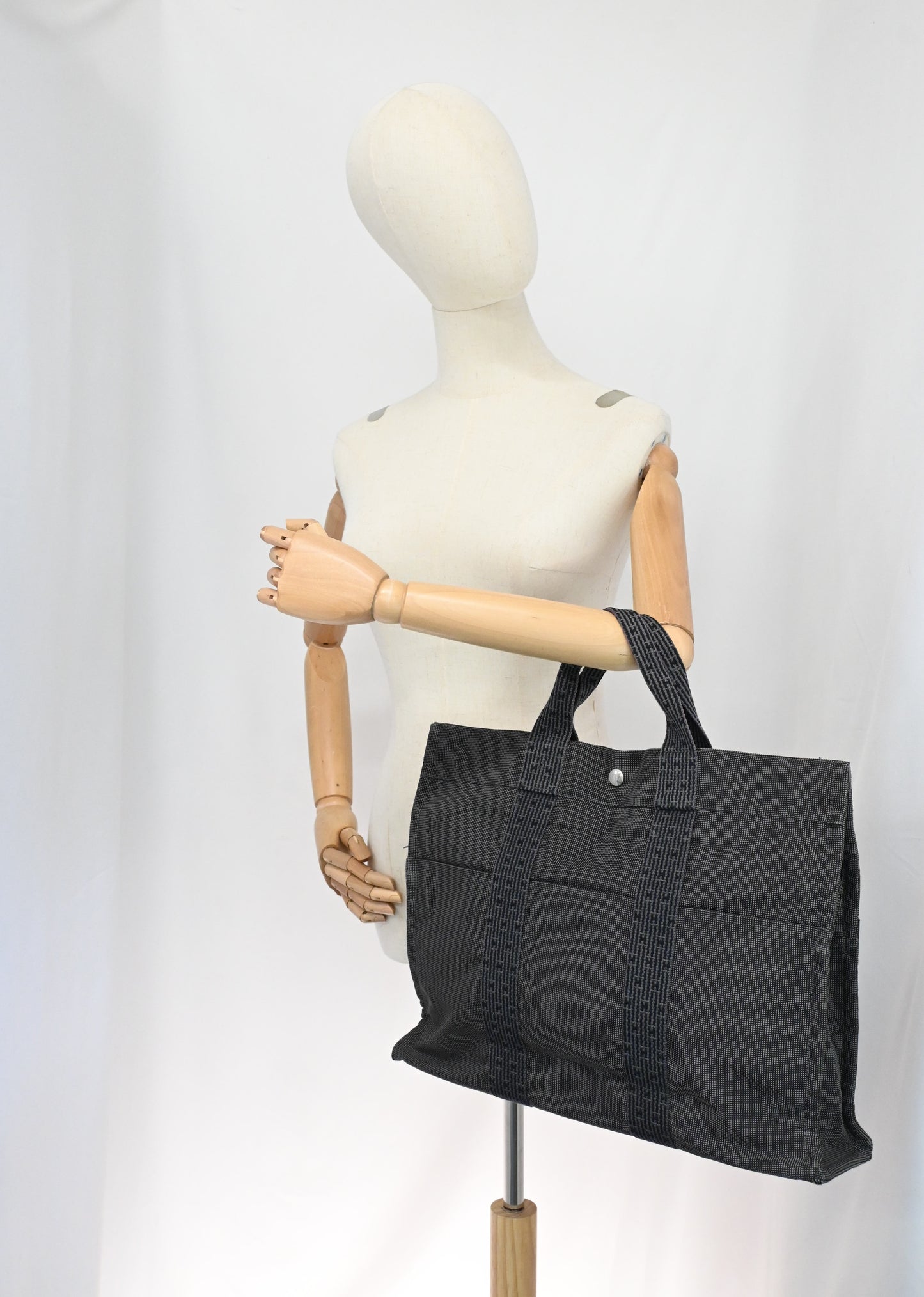 Hermes Herline Fourre-Tout MM in Grey Canvas