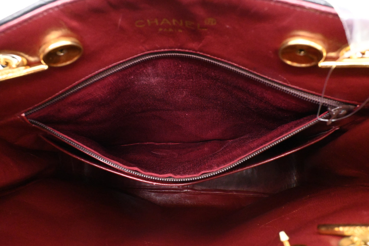 Chanel Shoulder Bag in Black Mattelassé Leather