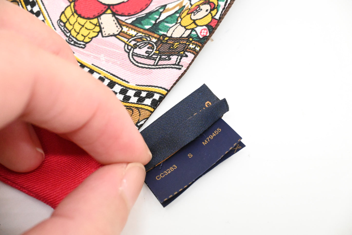 Louis Vuitton Christmas 2024 Vivienne Beandeau in Silk