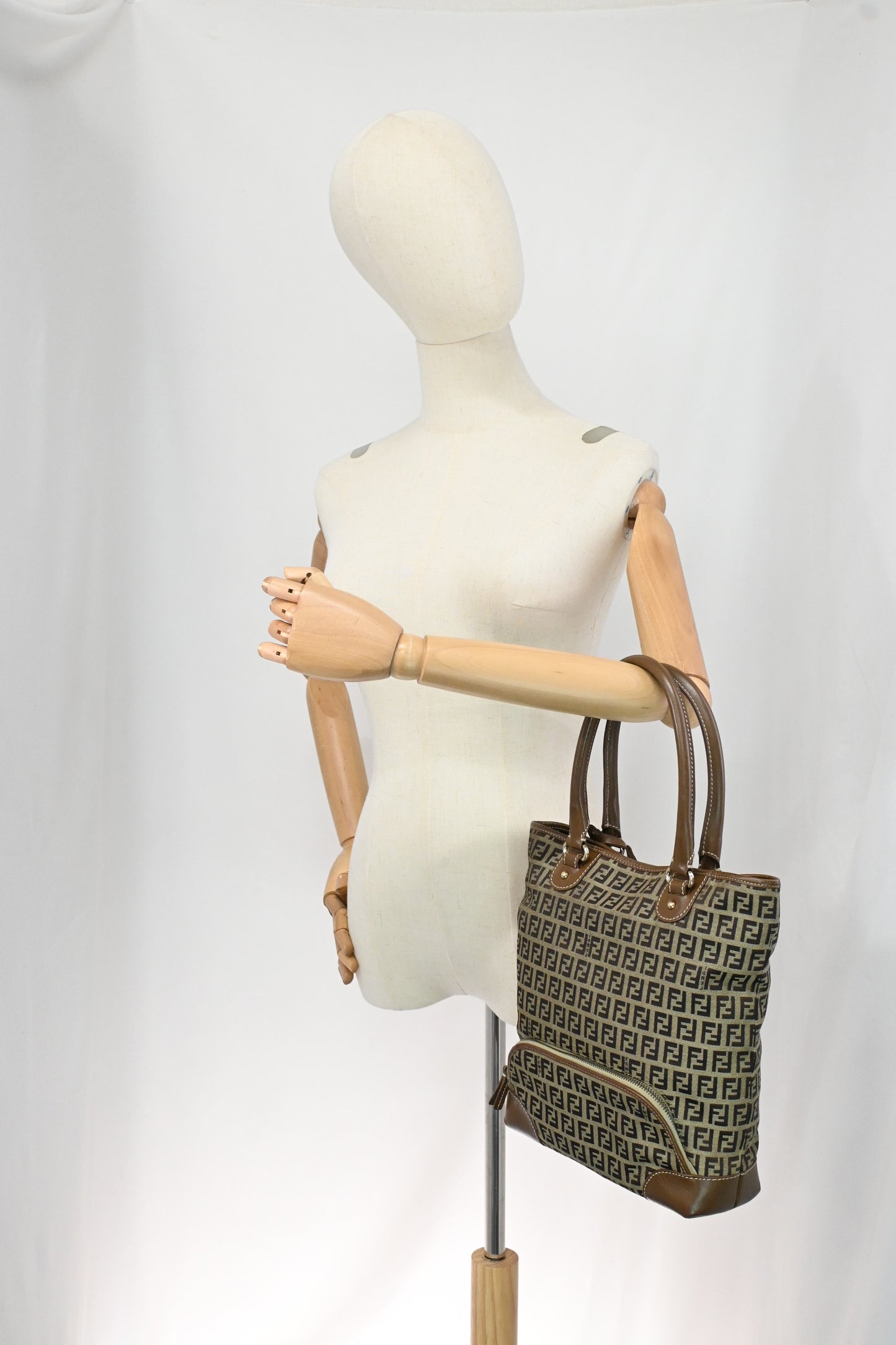 Fendi Handbag in Zucchino Canvas