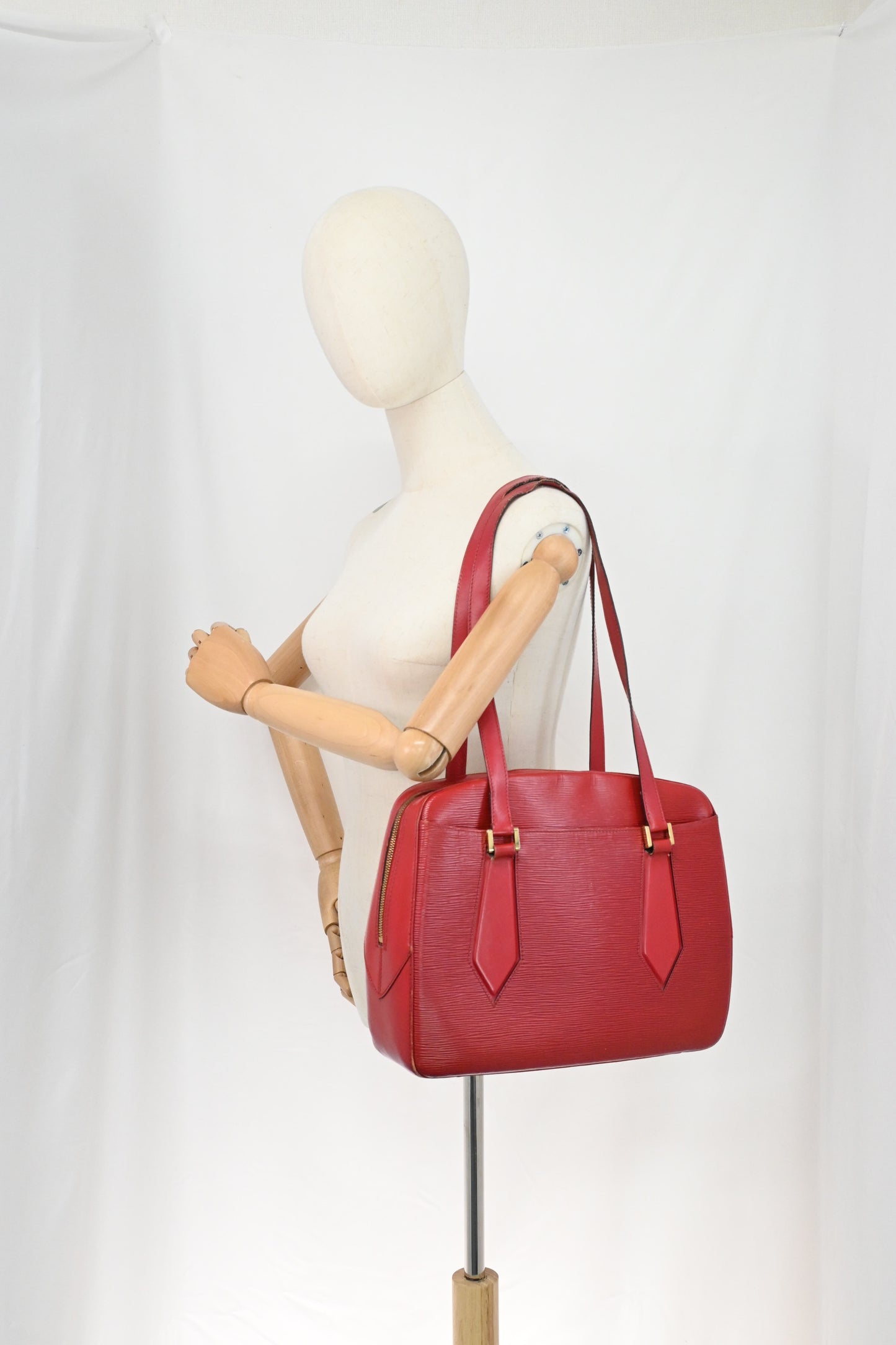 Louis Vuitton Voltaire in Red Epi Leather