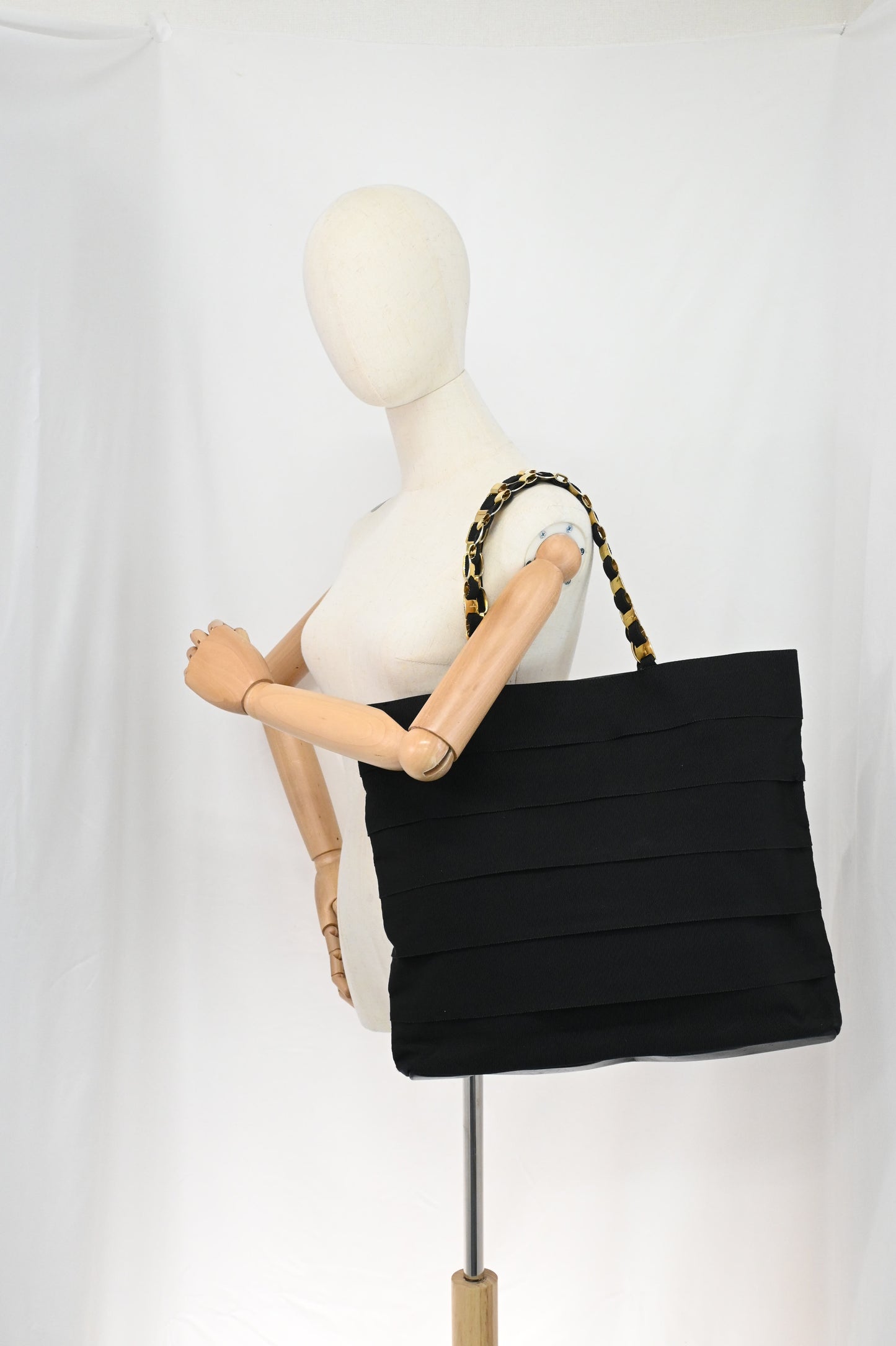 Ferragamo Tote Bag in Black Canvas