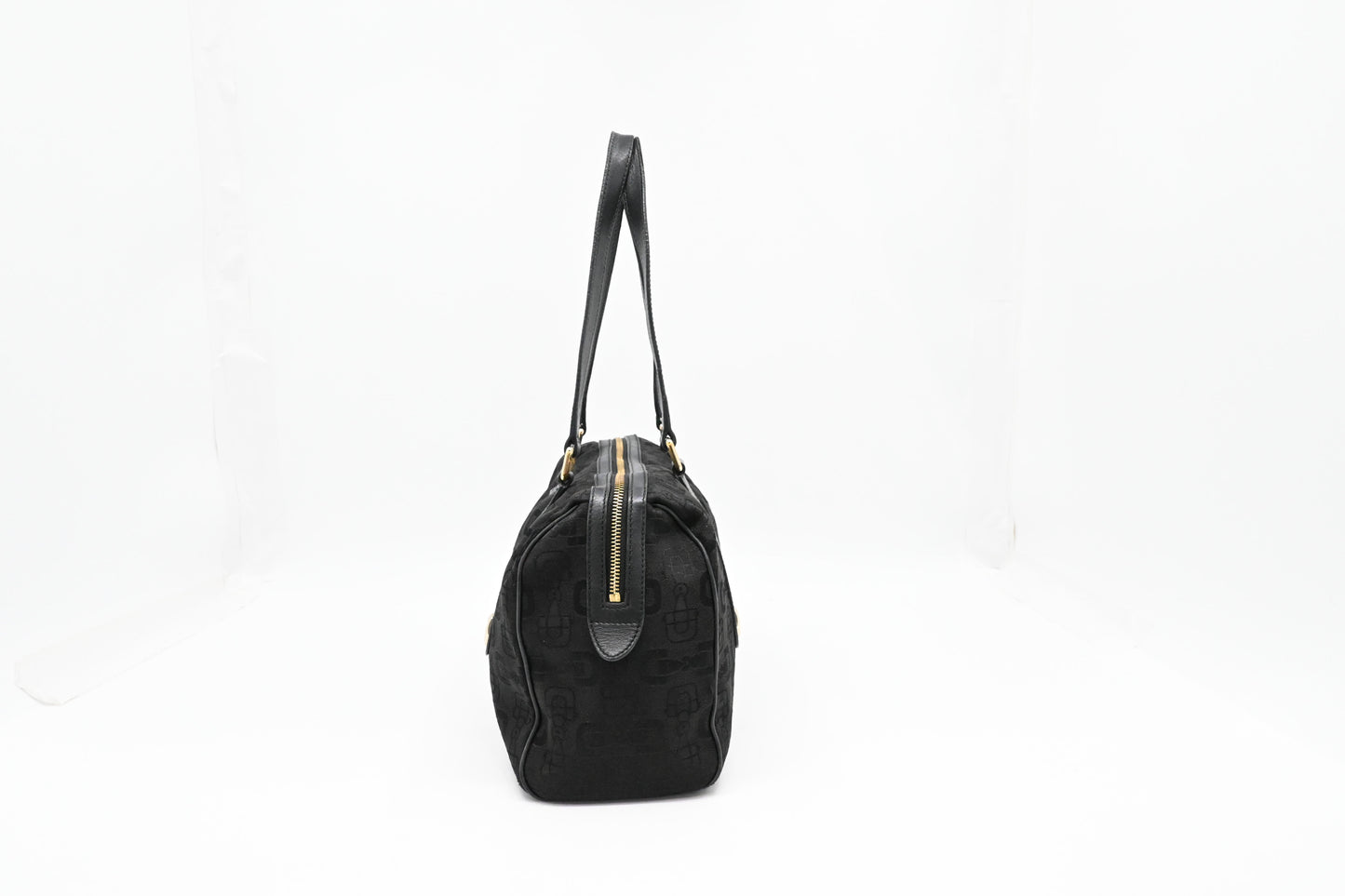 Gucci Shoulder Bag in Black Horsebit Canvas