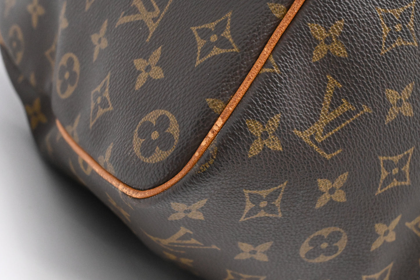 Louis Vuitton Keepall 45 in Monogram Canvas