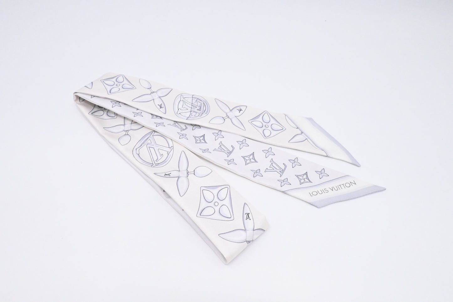 Louis Vuitton Louisette Bandeau in White Silk