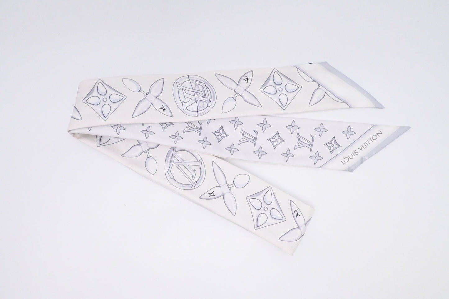 Louis Vuitton Louisette Bandeau in White Silk