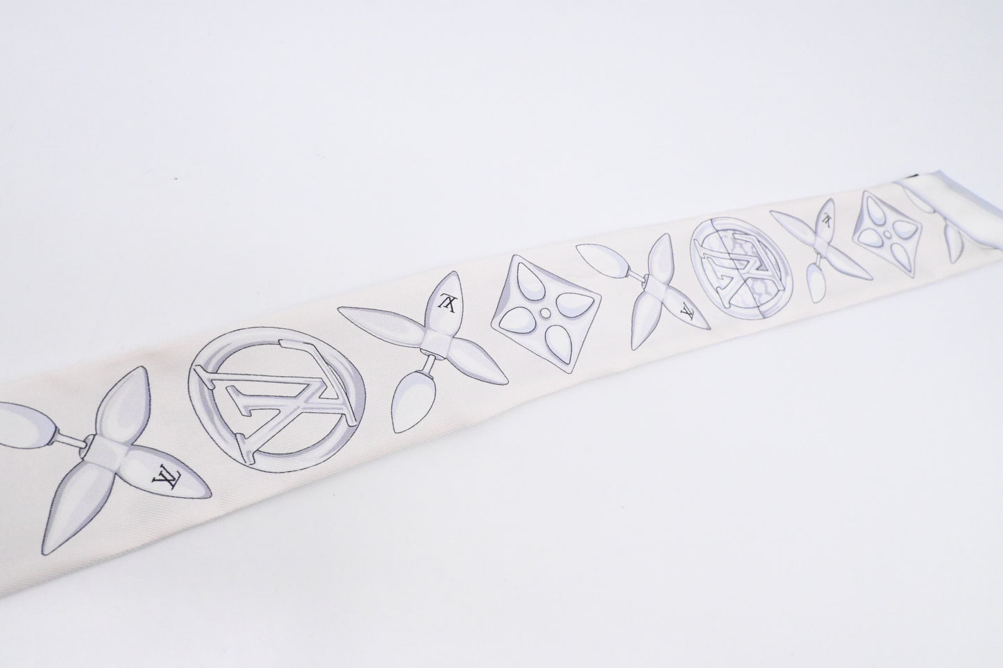 Louis Vuitton Louisette Bandeau in White Silk