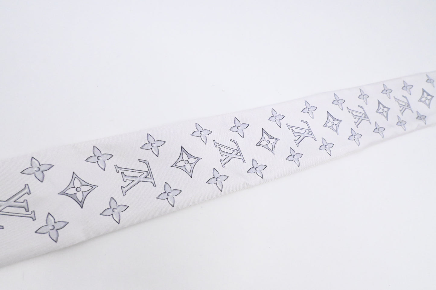 Louis Vuitton Louisette Bandeau in White Silk