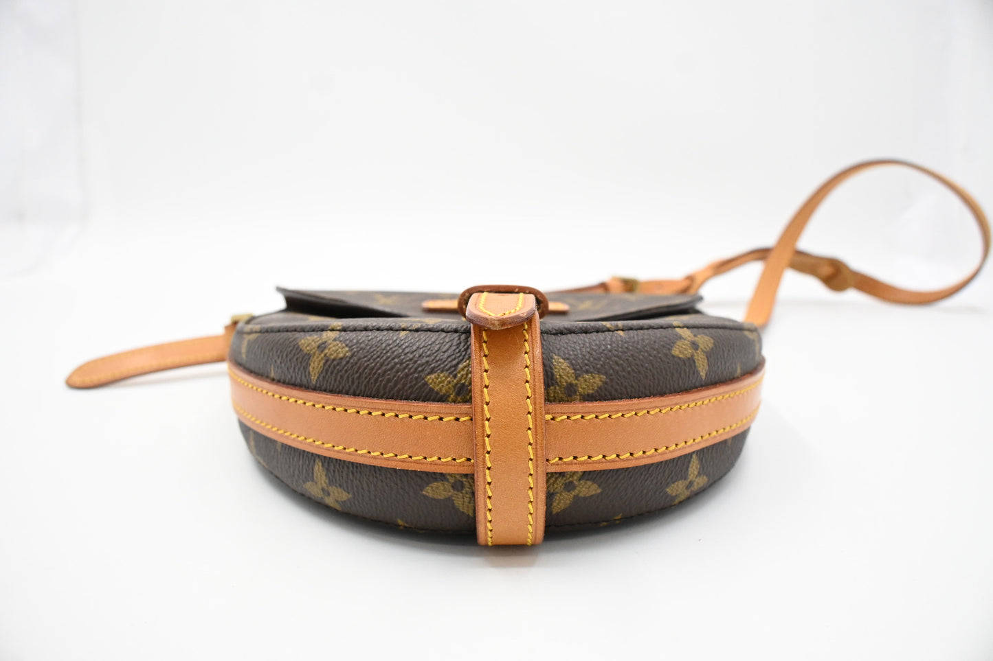 Louis Vuitton Chantilly PM in Monogram Canvas