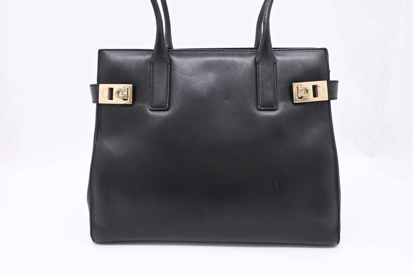 Ferragamo Shoulder Bag in Black Leather