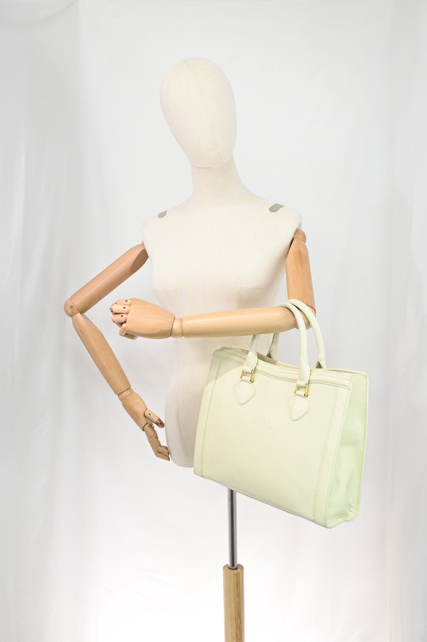YSL Saint Laurent Handbag in White Leather