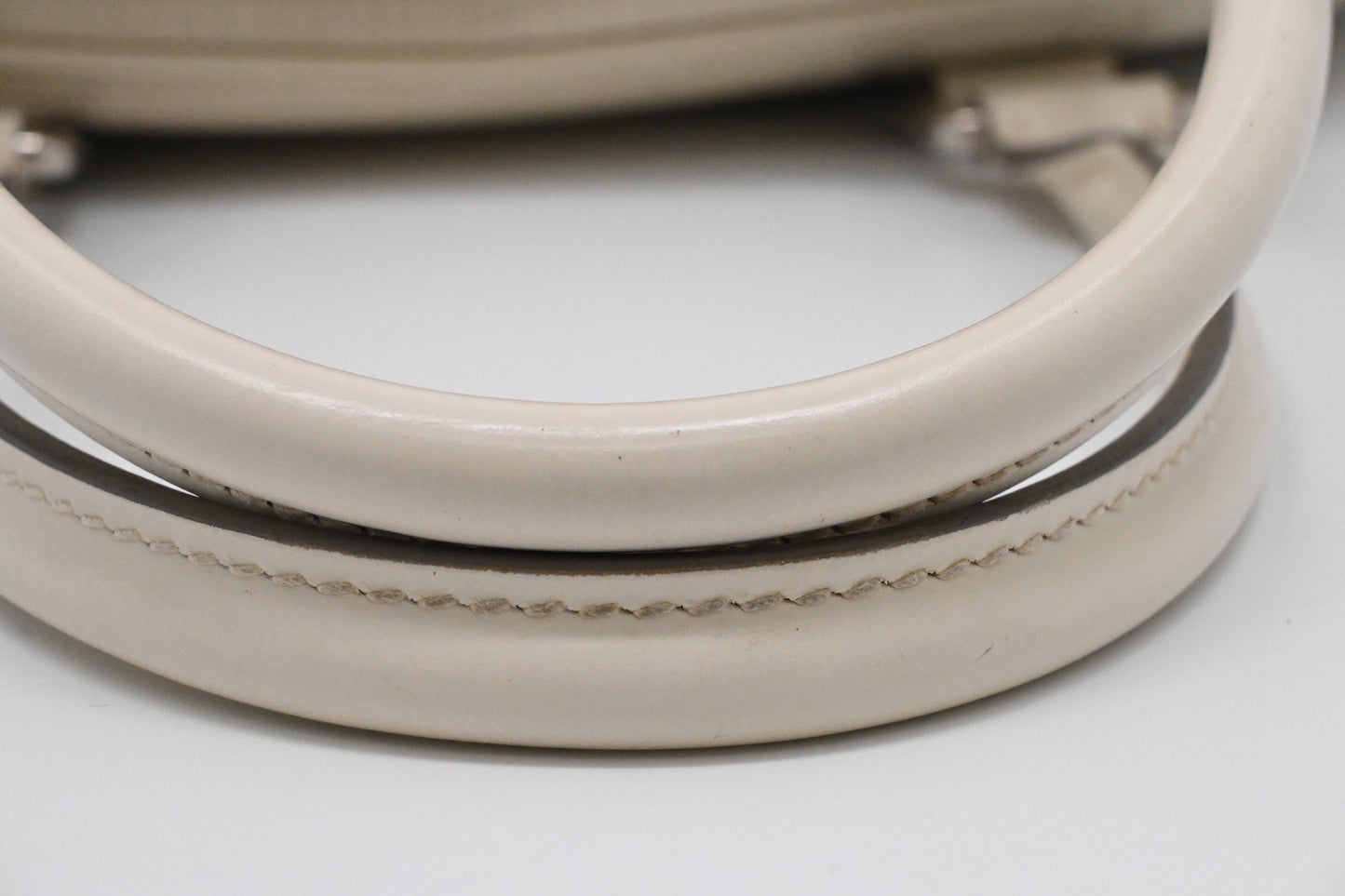 Louis Vuitton Bowling Montaigne PM in White Epi Leather