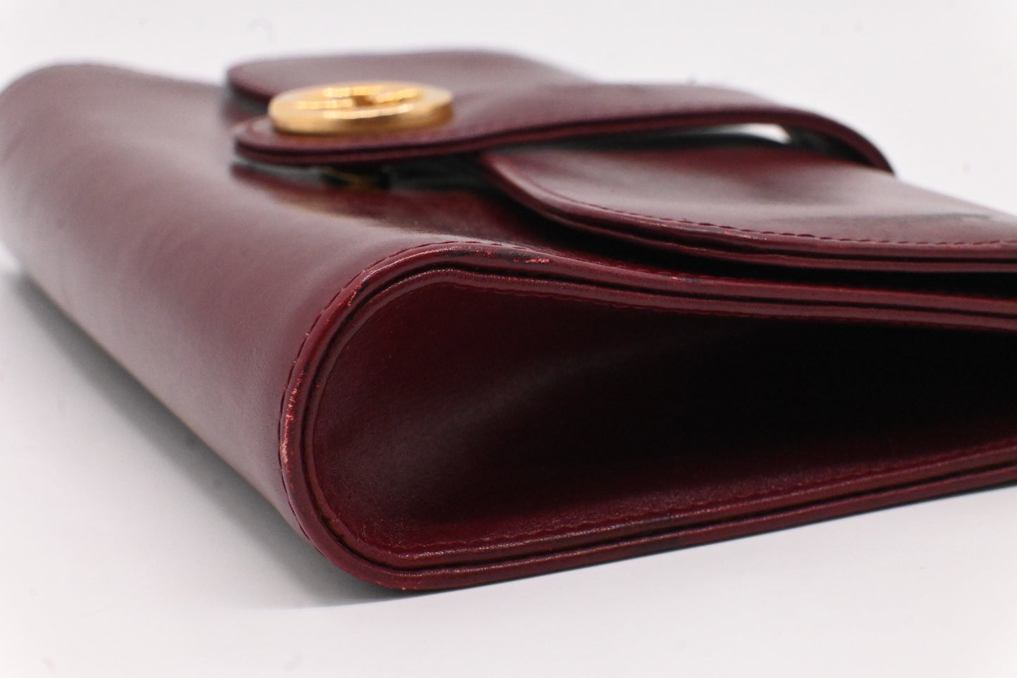 Gucci Clutch in Maroon Leather