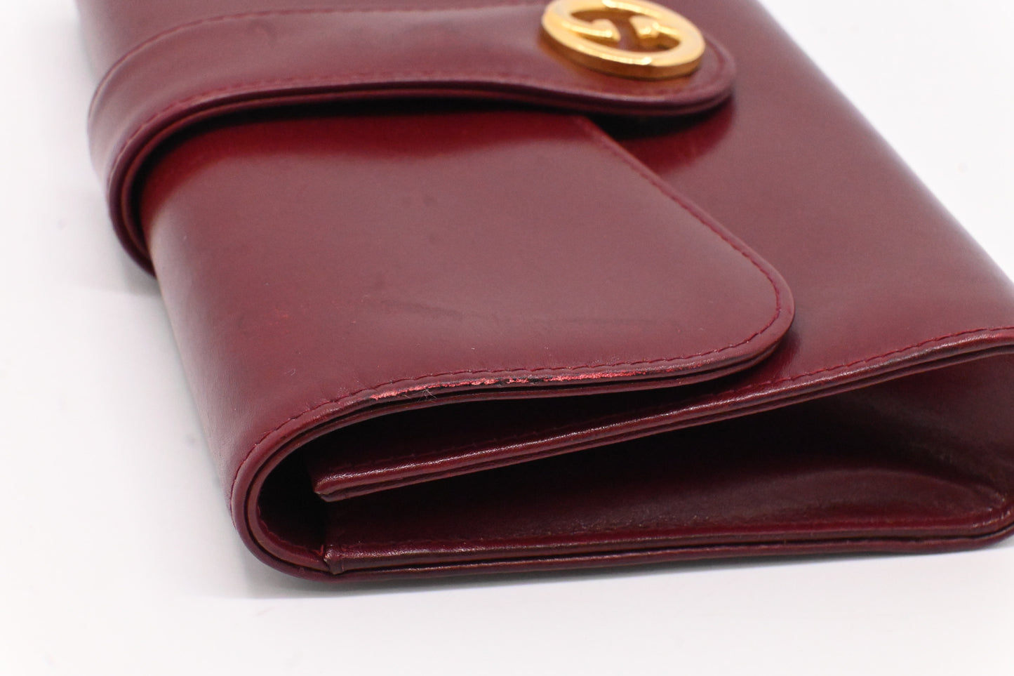 Gucci Clutch in Maroon Leather