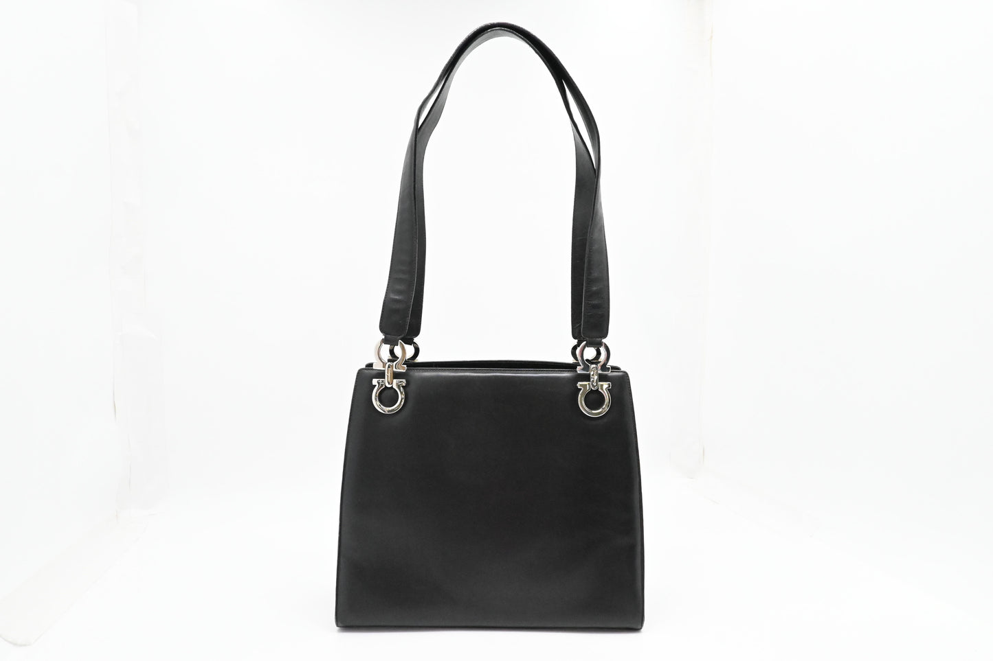 Ferragamo Shoulder Bag in Black Leather