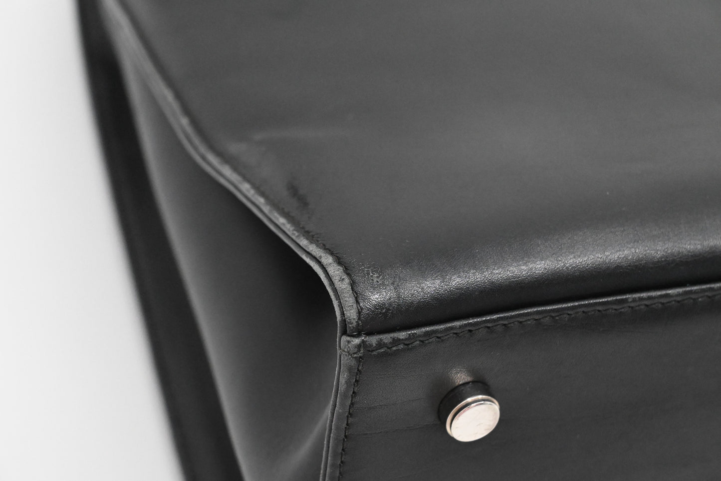 Ferragamo Shoulder Bag in Black Leather