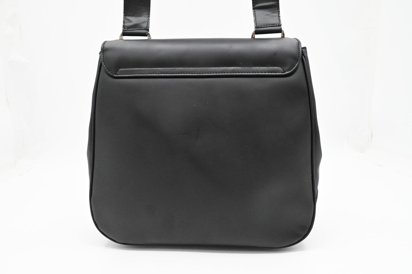 Ferragamo Shoulder Bag in Matte Black Leather
