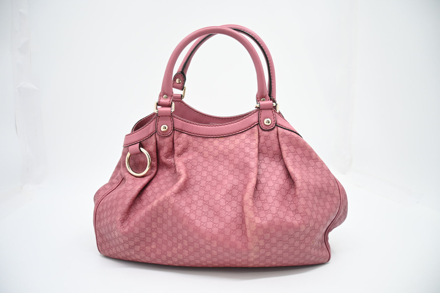 Gucci Sukey Handbag in Pink Microguccissima Leather