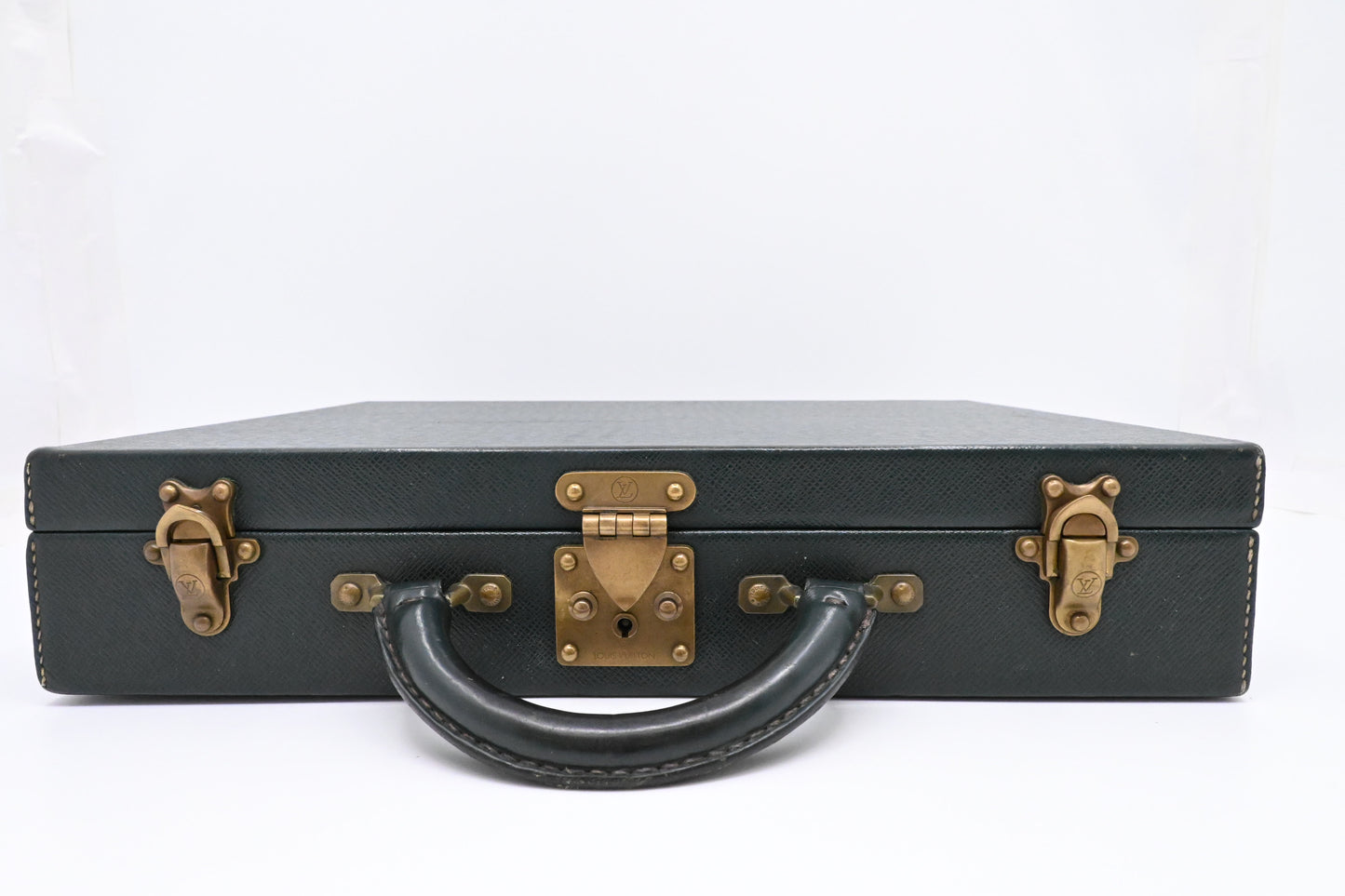 Louis Vuitton Briefcase in Green Taiga Leather