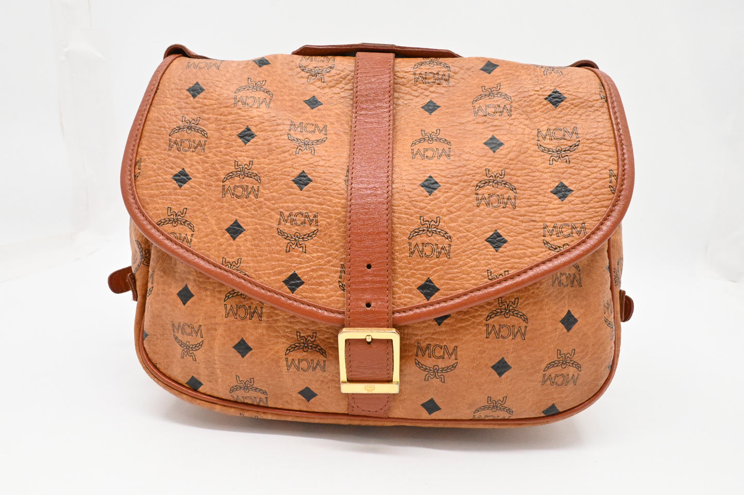 MCM Messenger Bag in Cognac Visetos Canvas