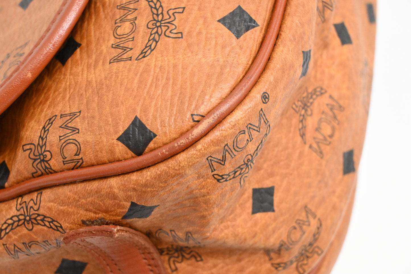 MCM Messenger Bag in Cognac Visetos Canvas