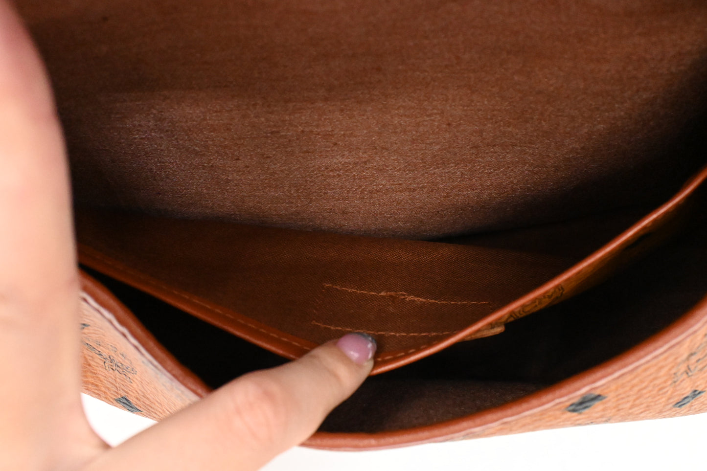 MCM Messenger Bag in Cognac Visetos Canvas