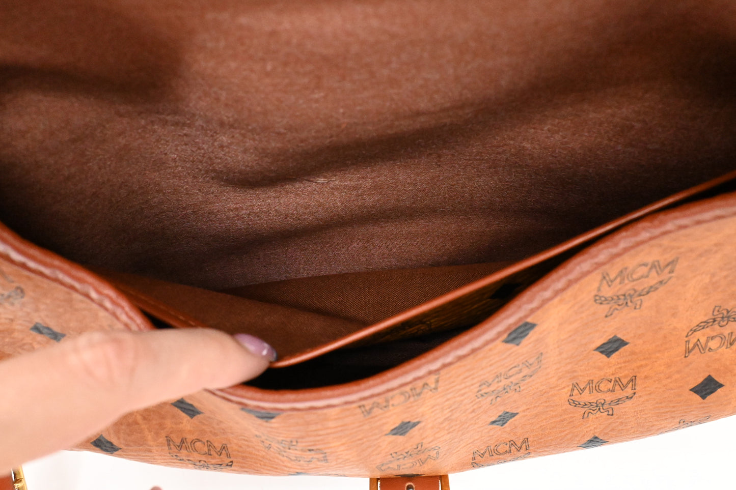 MCM Messenger Bag in Cognac Visetos Canvas