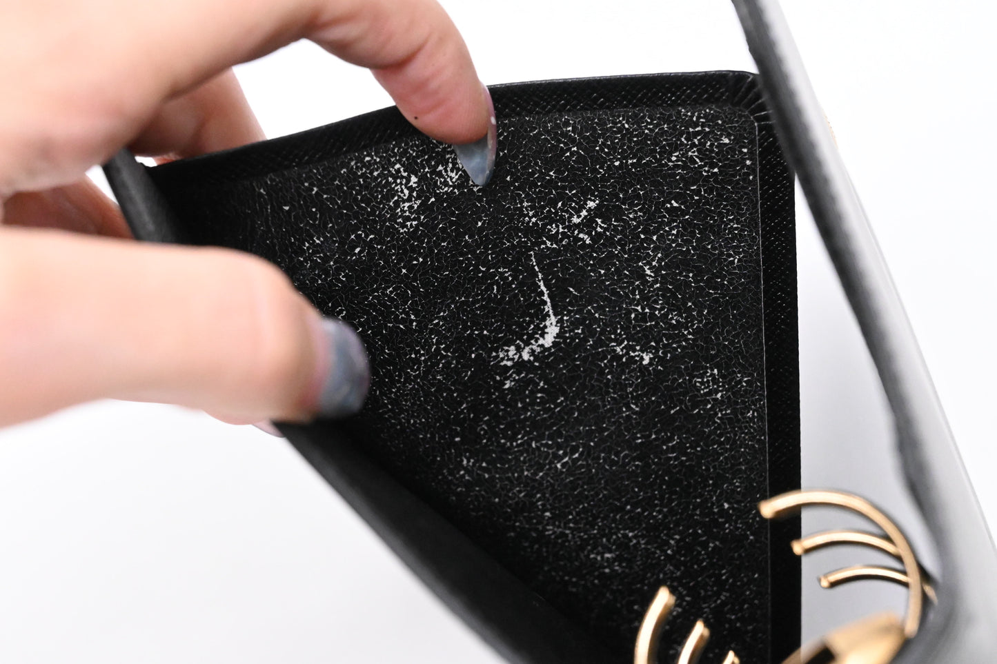 Louis Vuitton Agenda MM in Black Epi Leather