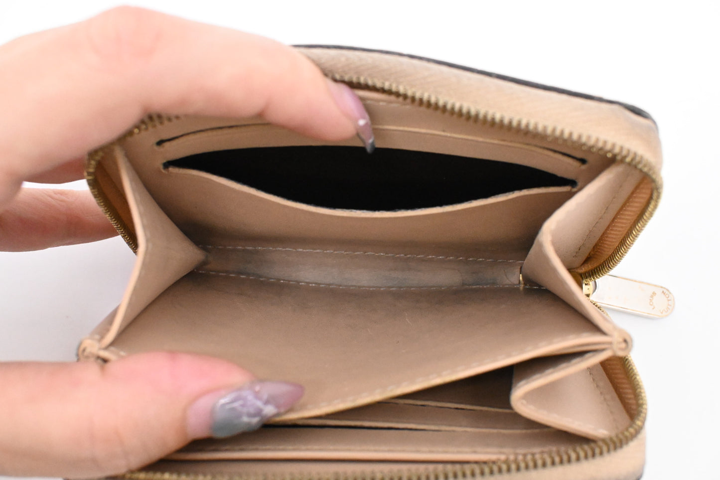 Louis Vuitton Zippy Compact Wallet in Beige Vernis Leather