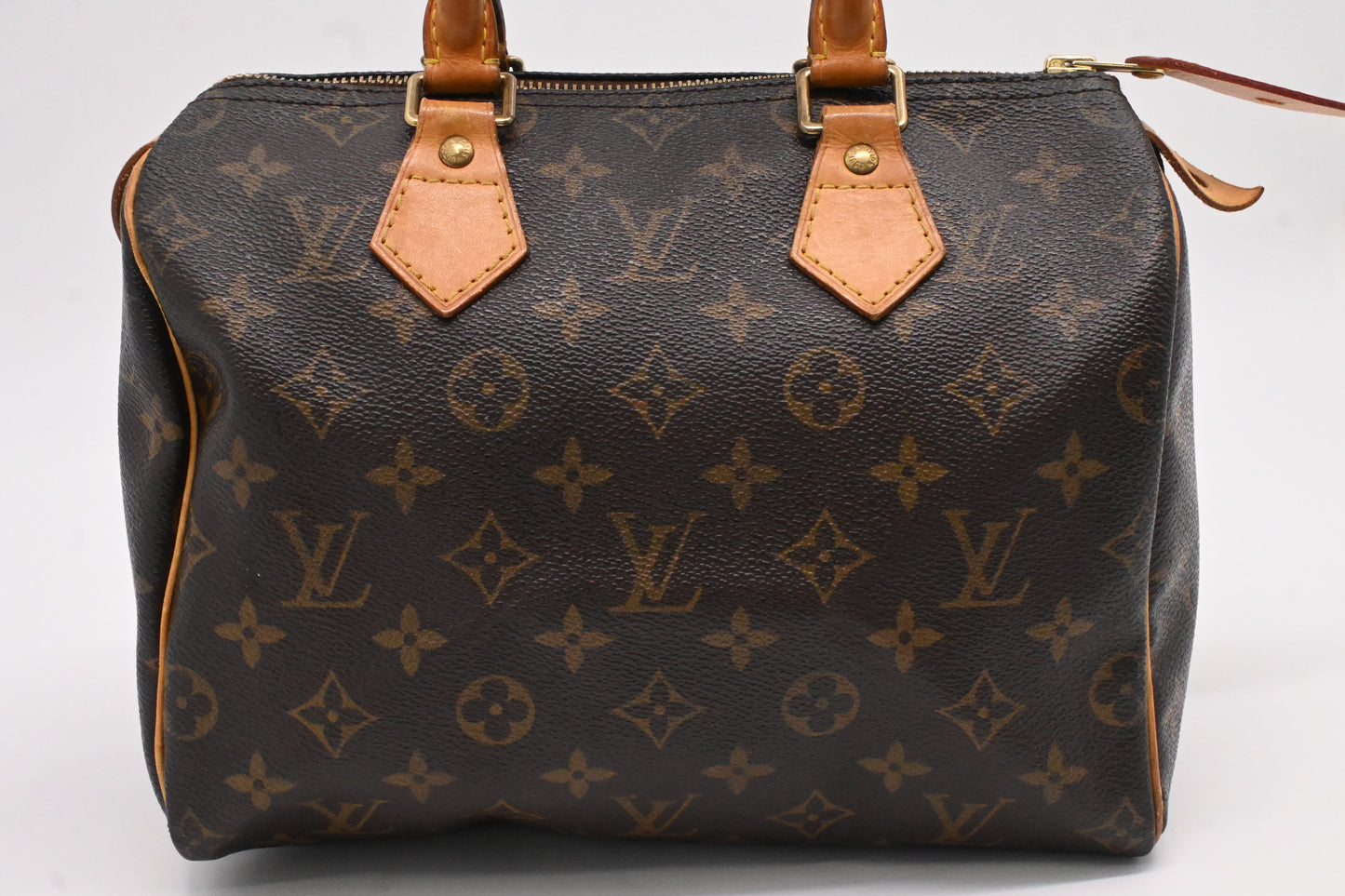 Louis Vuitton Speedy 25 in Monogram Canvas