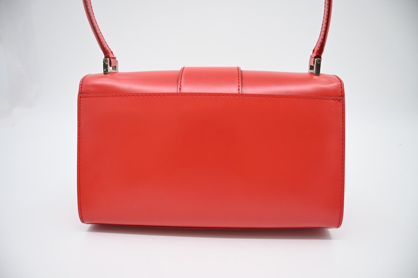 Ferragamo Shoulder Bag in Red-Orange Leather