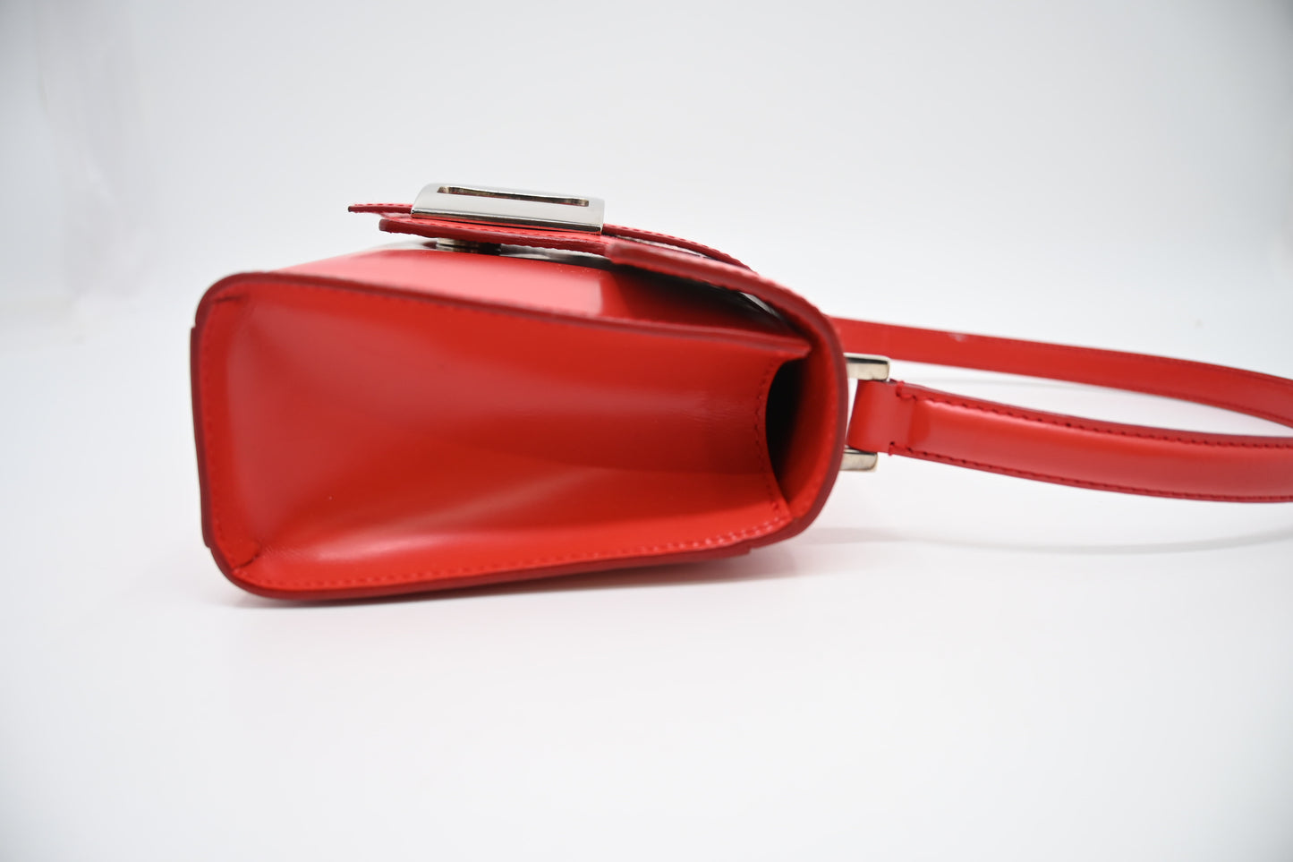 Ferragamo Shoulder Bag in Red-Orange Leather