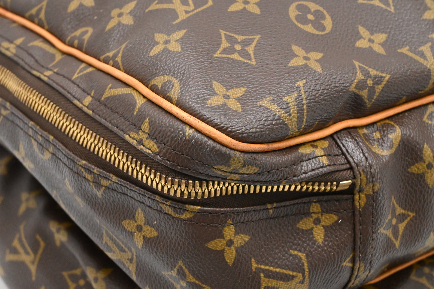 Louis Vuitton Alize 2 Poches in Monogram Canvas