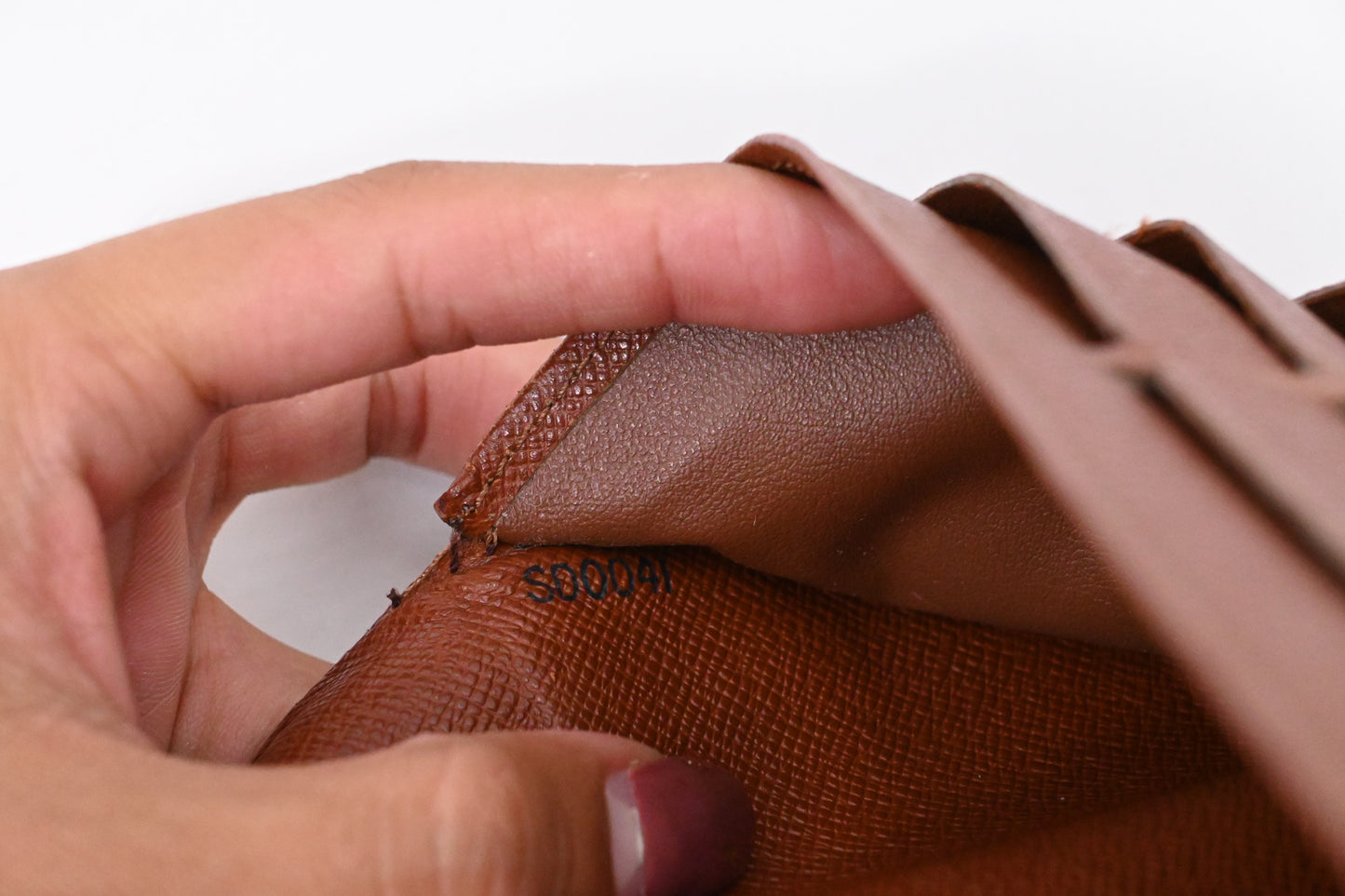 Louis Vuitton International Wallet in Monogram Canvas