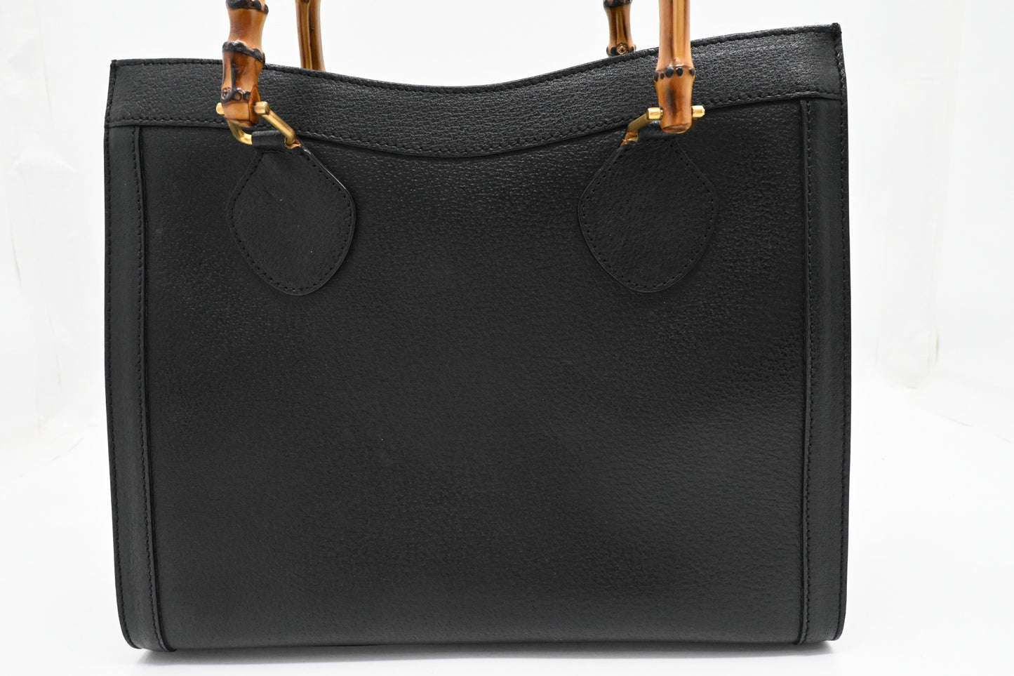 Gucci Medium Diana in Black Leather