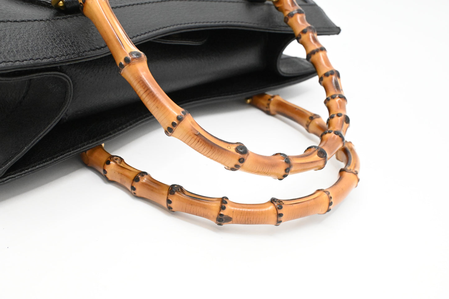 Gucci Medium Diana in Black Leather