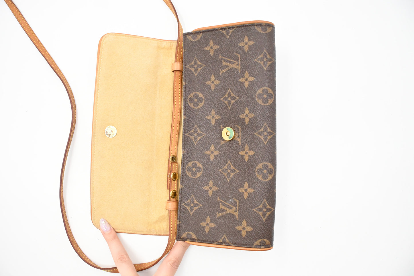 Louis Vuitton Pochette Twin GM in Monogram Canvas